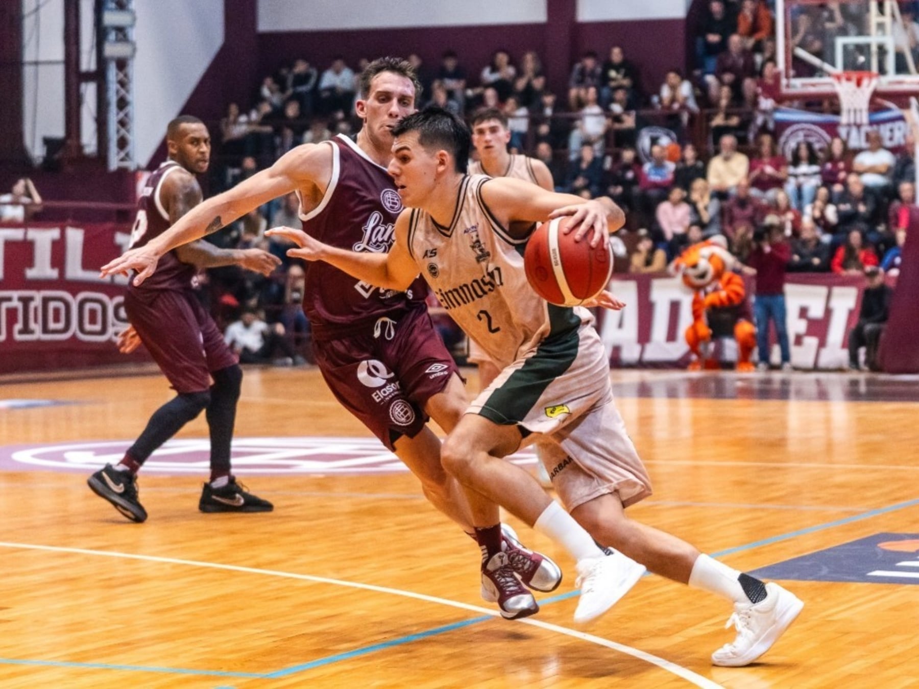 Gimnasia avisó desde la línea de tres y Lanús deberá rearmarse rápido