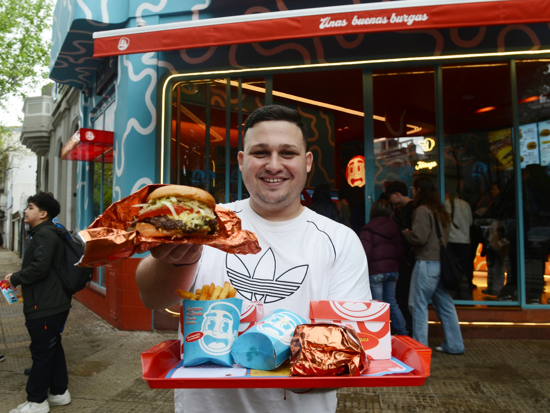 Una hamburguesería de autor se instala en Palermo con cuatro variedades de carne y una de pollo