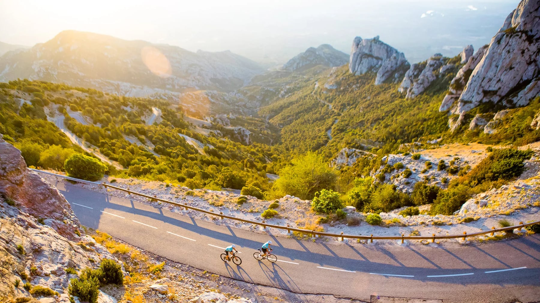 Dos mil kilómetros para recorrer Cataluña de costa a cordillera, con la libertad de elegir los tramos