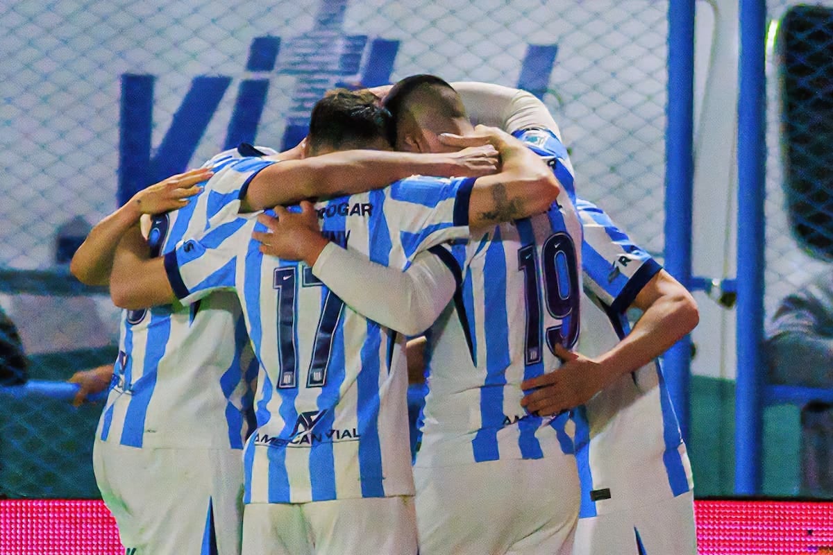 Racing se sacó la mufa en Río Cuarto y arrancó el interinato de Romero con un triunfo que deja más preguntas que respuestas