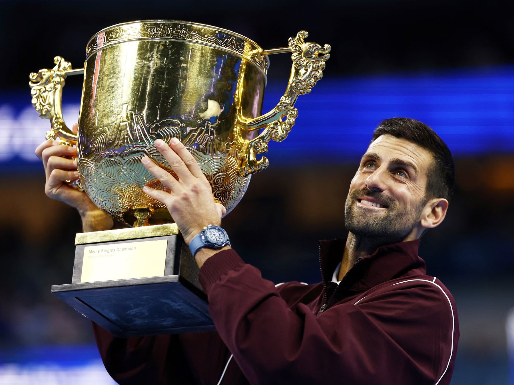 Djokovic acaricia la cima histórica: ya suma 102 títulos y va por Federer