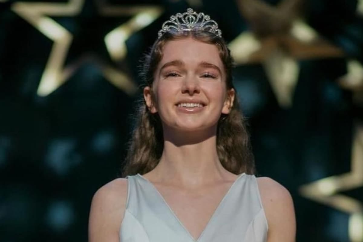 Carrie vuelve a gritar: la novela de Stephen King se estira en ocho capítulos y suma el ruido digital
