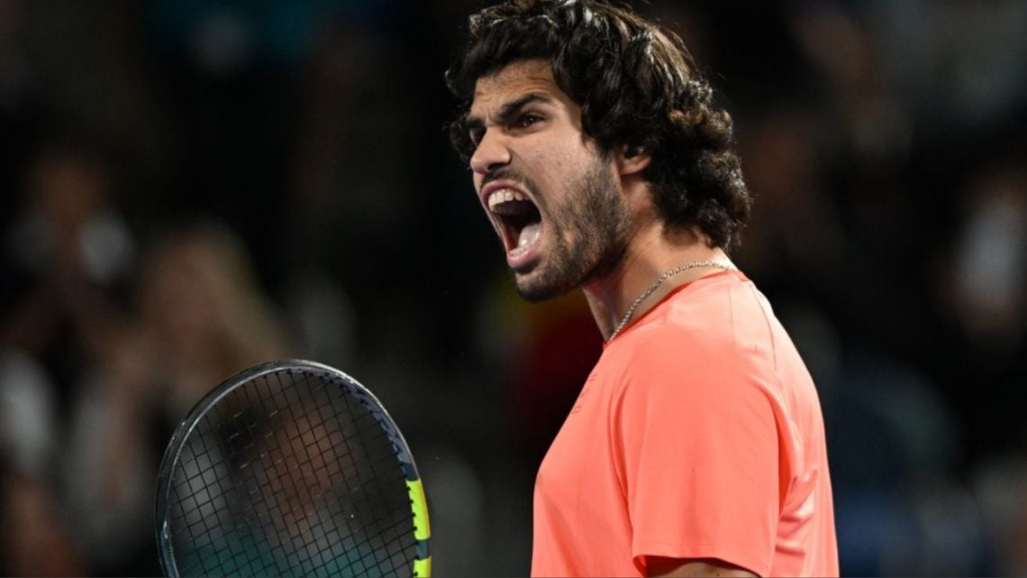 Alcaraz resucitó a tiempo y va por la gloria en Tokio: Lehecka, el último escollo