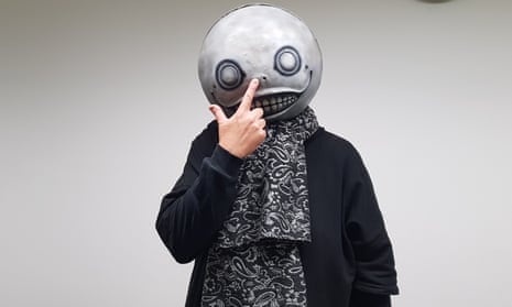 El creador que le escapa al olvido: Yoko Taro escribe Evangelion para no dejar que la cabeza se le apague