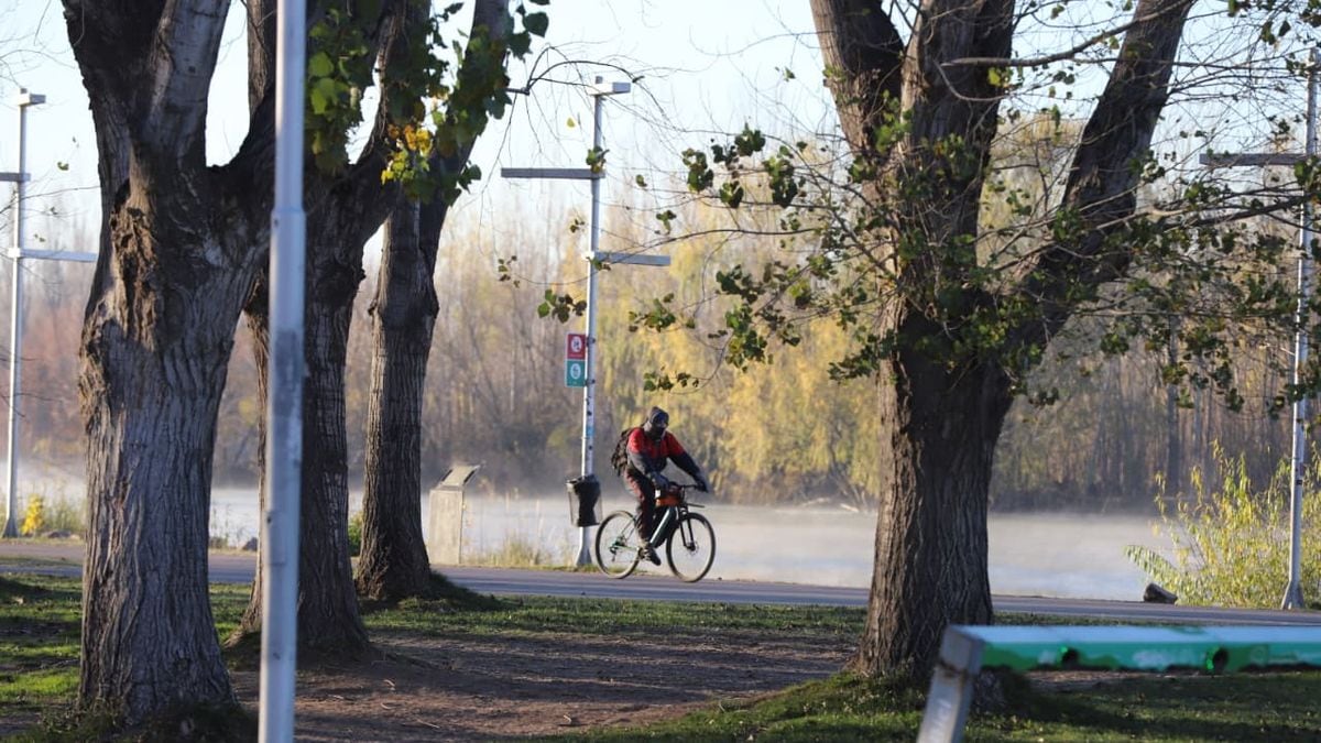 El sábado se hace el domingo en Neuquén: fresco de día, ventoso de noche y con el alivio térmico a la vuelta de la esquina