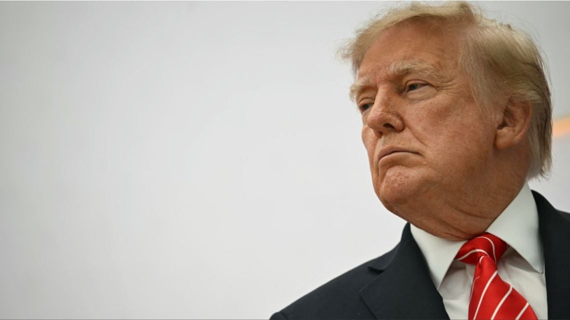 Por decreto, Estados Unidos ordena a sus agencias reemplazar "inteligencia artificial" por "superinteligencia"