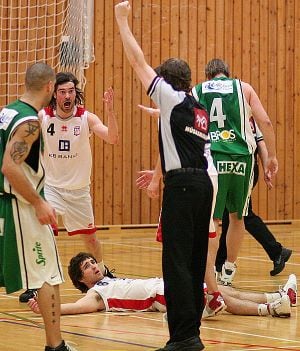 Instituto le ganó a Ferro en un partido que parecía no terminar nunca