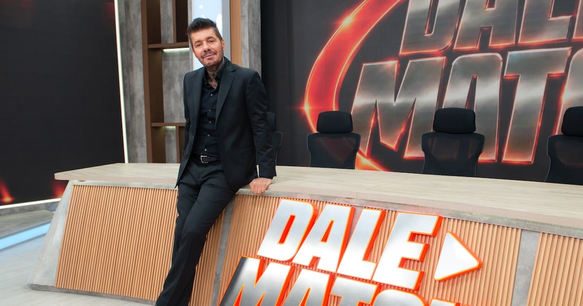 Tinelli se pasa al streaming con un programa diario y vuelve a abrir las puertas de su casa