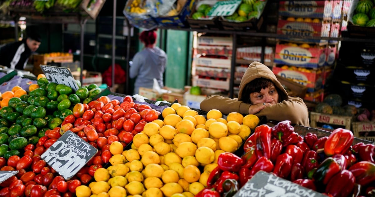 Septiembre en góndola: el tomate se comió la billetera y la lechuga devolvió algo de aire