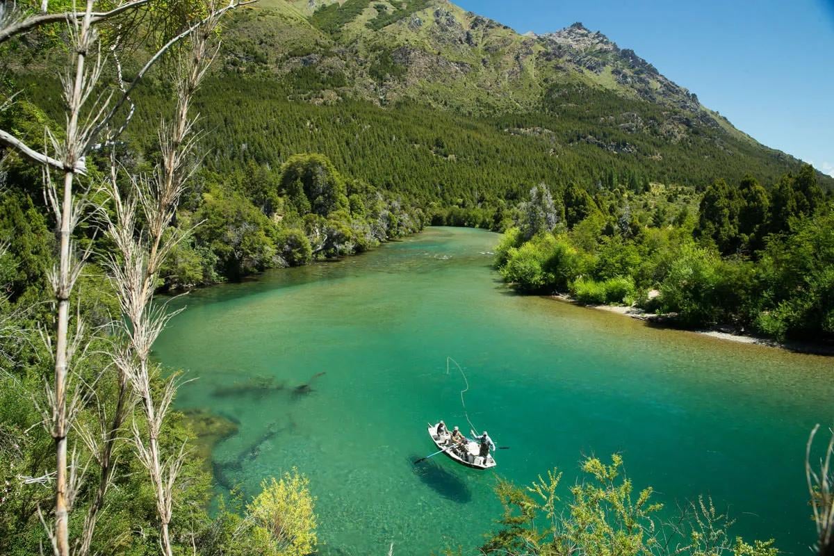 Neuquén abre la venta de permisos de pesca: cuánto cuesta la temporada 2026-2027 y quiénes pescan gratis