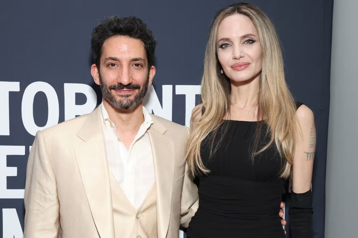 El bombo de barrio que suena en Roma: Juan Minujín se Codea con Angelina Jolie