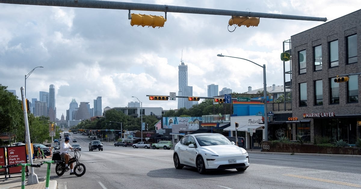 La ausencia de una ley federal sobre robotaxis empujó a ciudades de Estados Unidos a regular por su cuenta