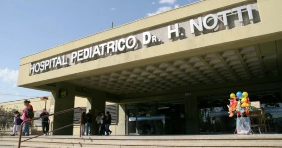 Una niña de ocho años murió luego de un choque entre una moto y una camioneta en Maipú