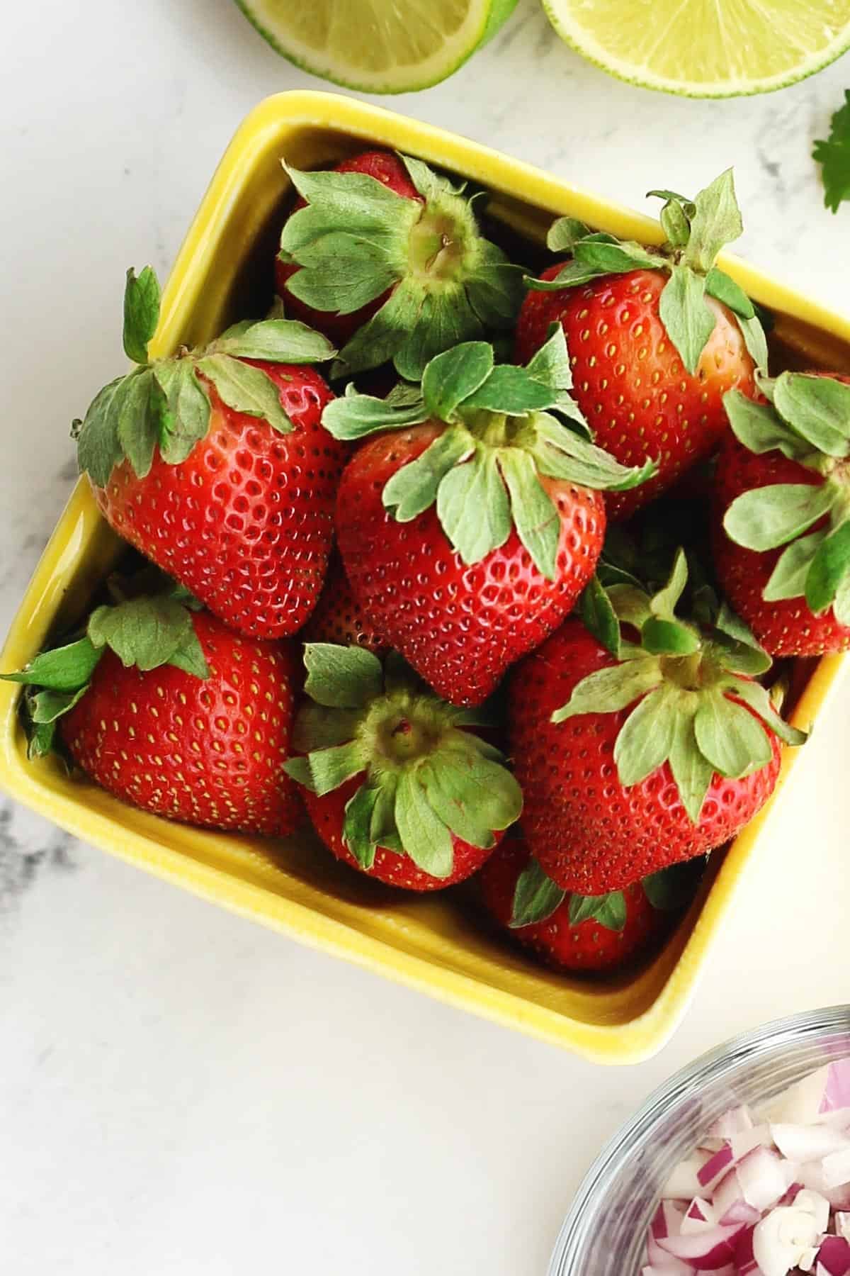Frutillas en su mejor momento: claves para conservarlas y siete recetas para la semana